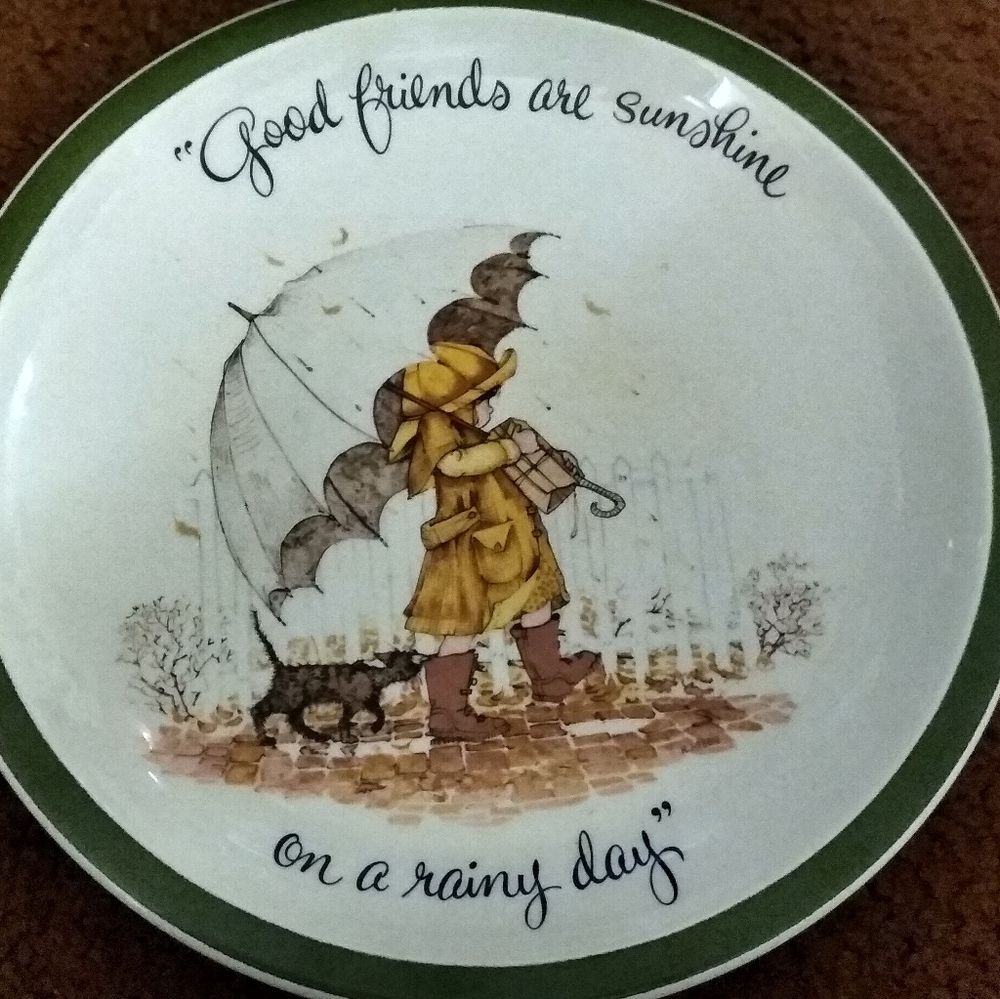 Holly hobbie collectors plate Good friends quote
